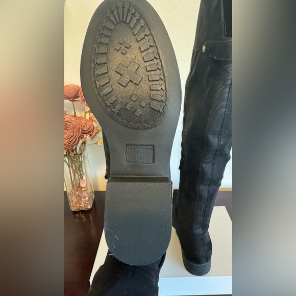 NWT Over the Knee Boots - Picture 5 of 5